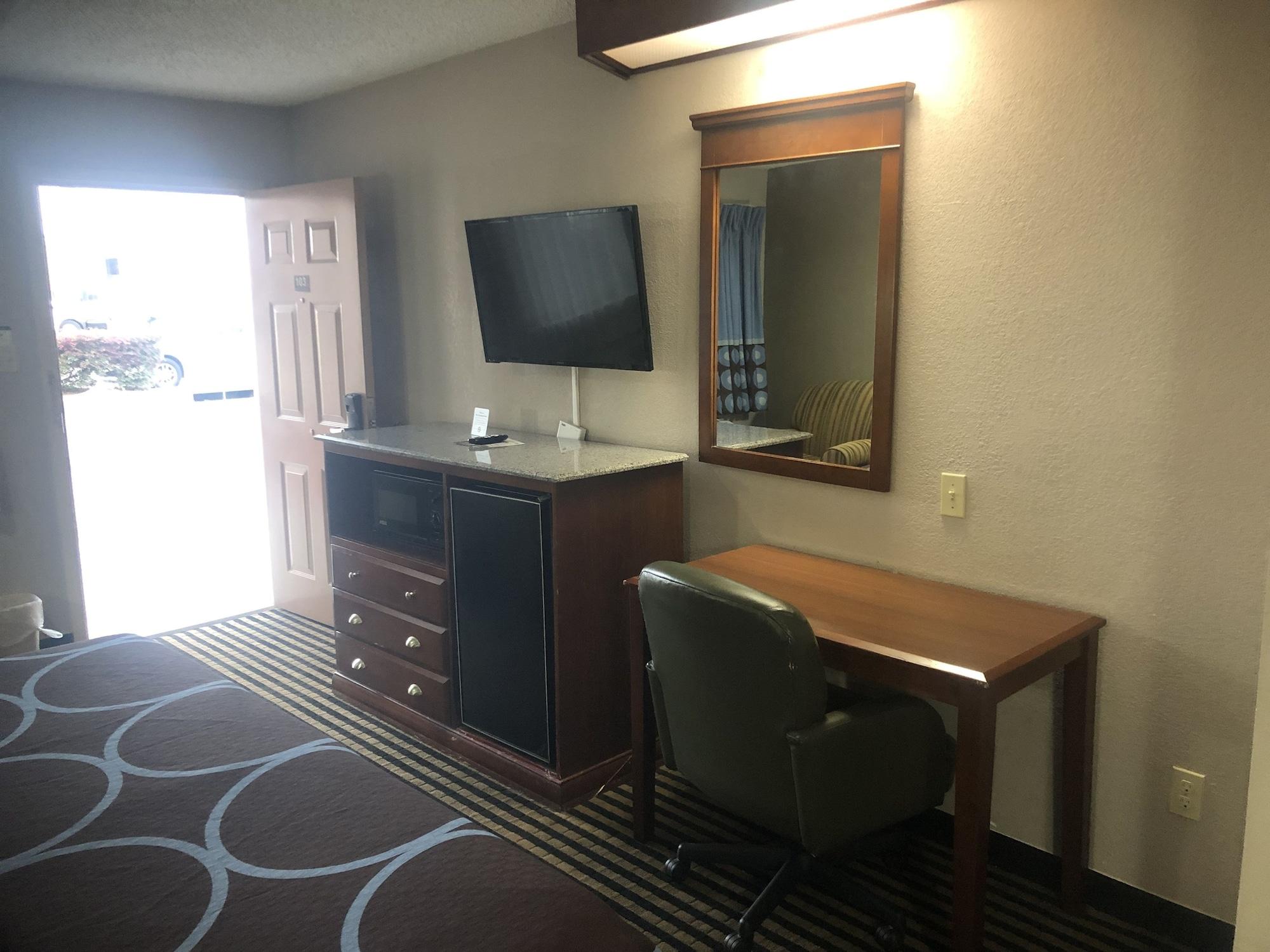 Super 8 Baton Rouge/I-12 Motel Exterior photo